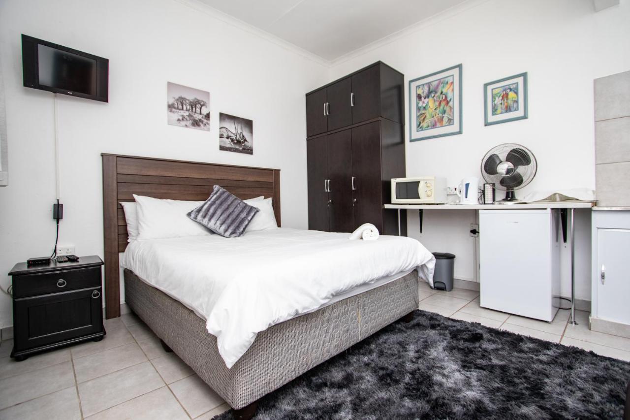 Willow Guest House Boksburg Eksteriør billede