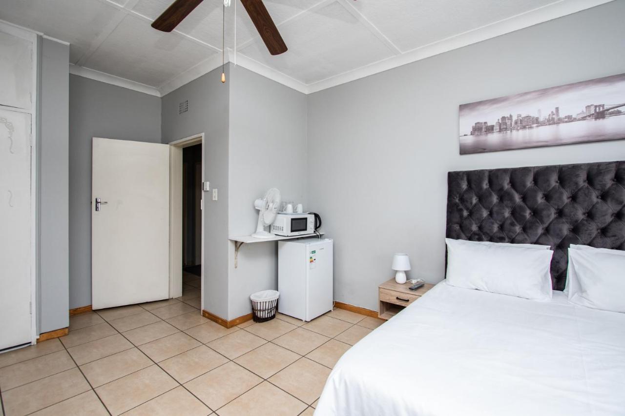 Willow Guest House Boksburg Eksteriør billede