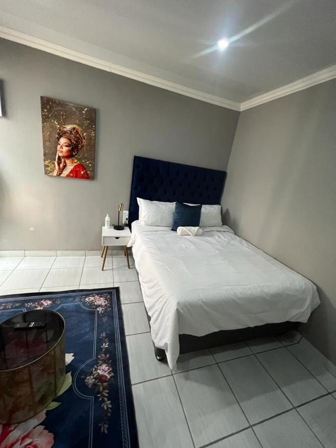 Willow Guest House Boksburg Eksteriør billede