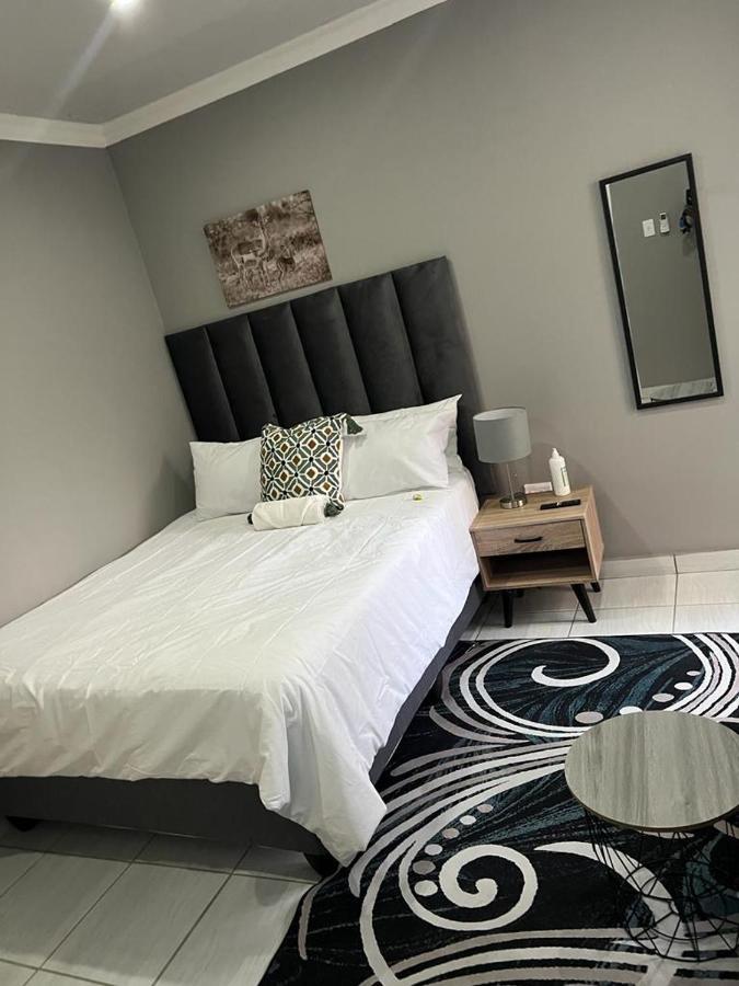 Willow Guest House Boksburg Eksteriør billede