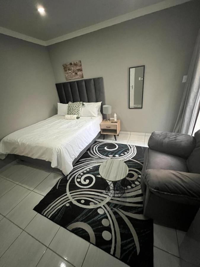 Willow Guest House Boksburg Eksteriør billede