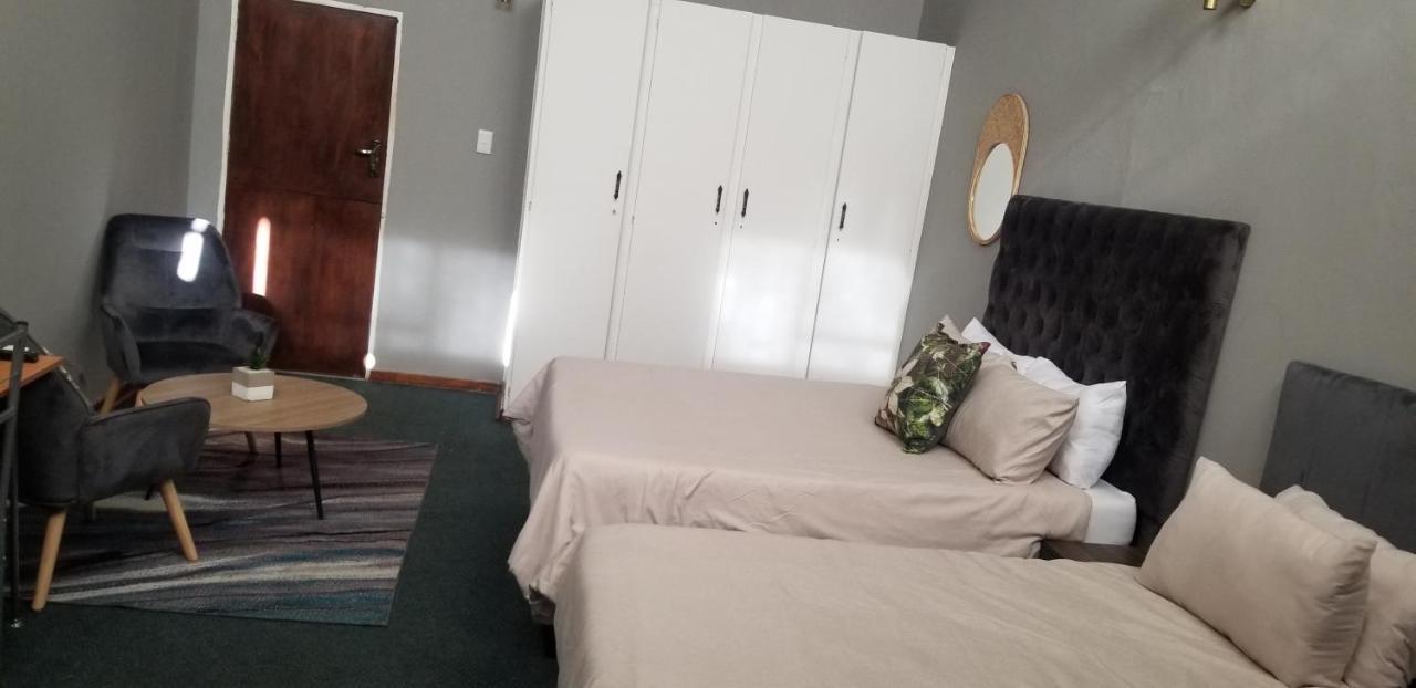 Willow Guest House Boksburg Eksteriør billede